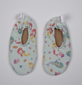 Mermaid kız deniz patiği